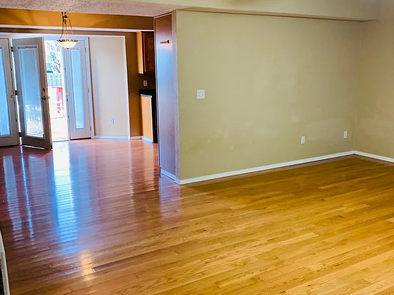 2990 W Highpoint St — Photo 8