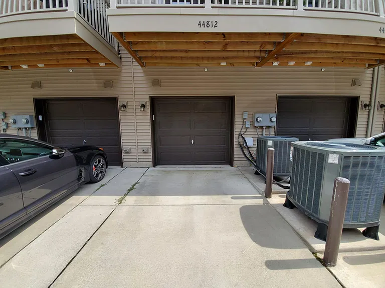 44812 Tiverton Sq — Photo 18