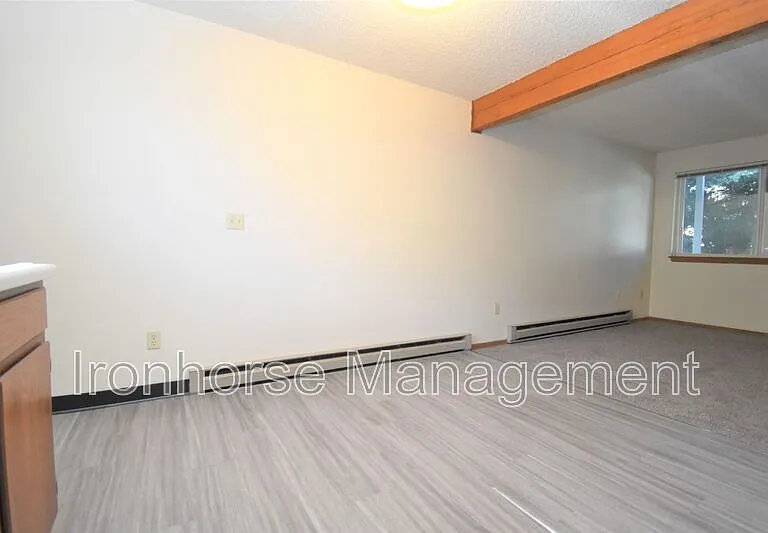 8 Hoffman Dr #1 — Photo 7