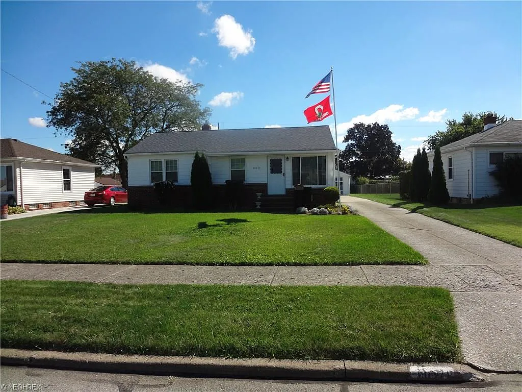 11071 Sharon Dr photo 1