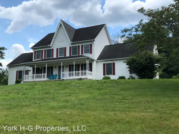 114 South St, Seven Valleys, PA 17360