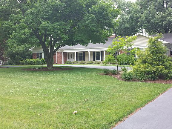 5th image of 719 Champeix Ln