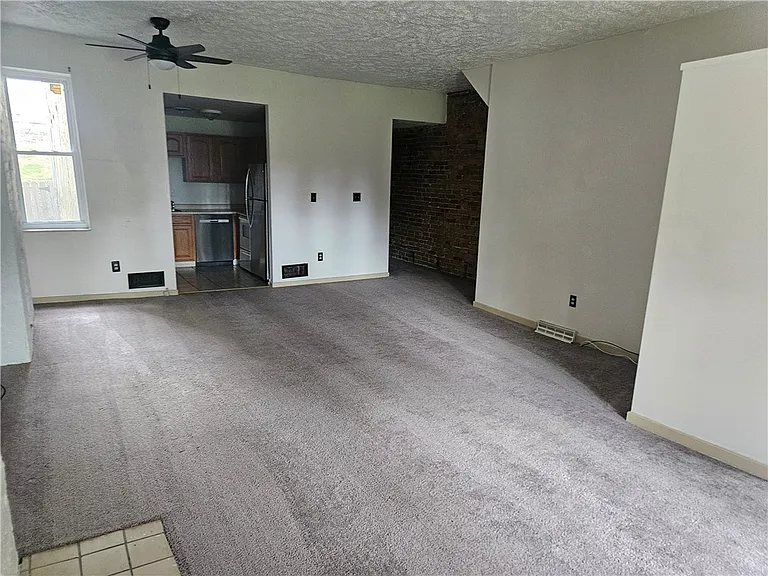 1305 Walnut St #B — Photo 5