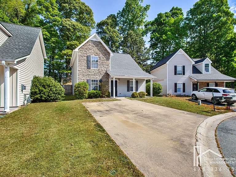 119 Twin Pines Ct — Photo 2