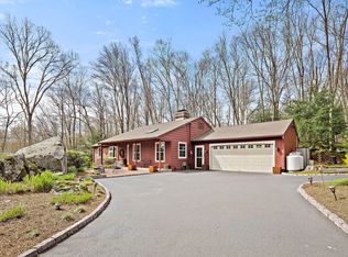 22 Hop Brook Rd, Brookfield, CT 06804