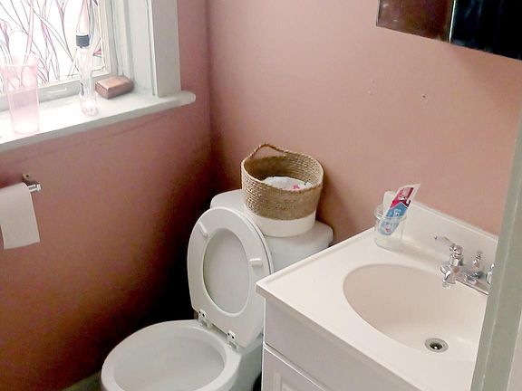 5th image of 4866 N Talman Ave
