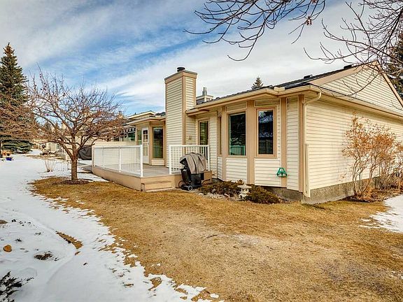 4th image of 140 N Shawnee Rise SW