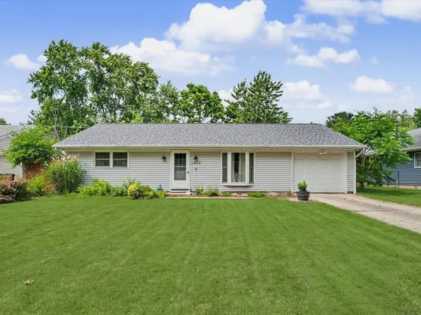 2804 W Daniel St, Champaign, IL 61821