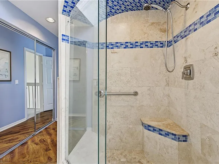27119 Oakwood Lake Dr — Photo 31