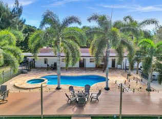 14711 SW 21st St, Davie, FL 33325