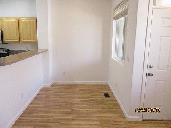 3rd image of 2426 Parkfront Dr #B