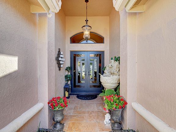 5th image of 5791 La Gorce Cir