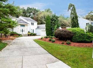 8 Justin Ct, Voorhees, NJ 08043