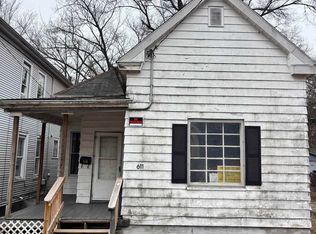 611 Haungs Ave, Peoria, IL