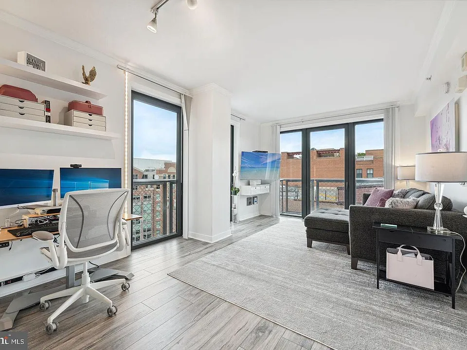 631 D St NW #1235