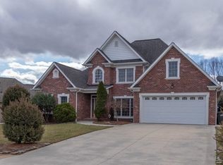 1814 31st Avenue Ln NE, Hickory, NC 28601