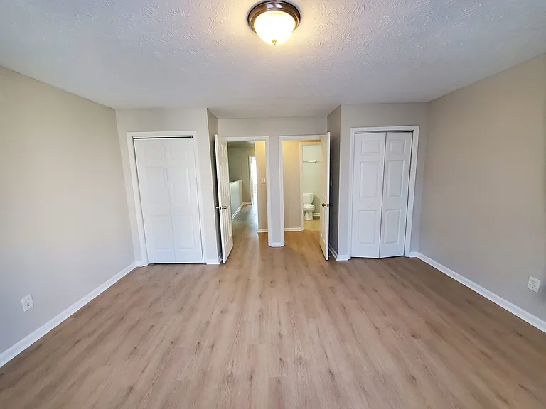 1100 Horsemans Ln #22 — Photo 24