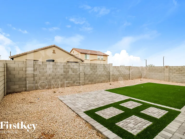 17538 W Villa Hermosa Ln — Photo 14