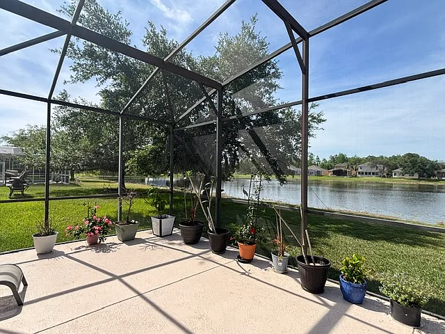 627 Fern Lake Dr — Photo 29
