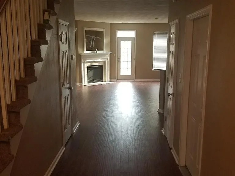 1st floor hallway entrance