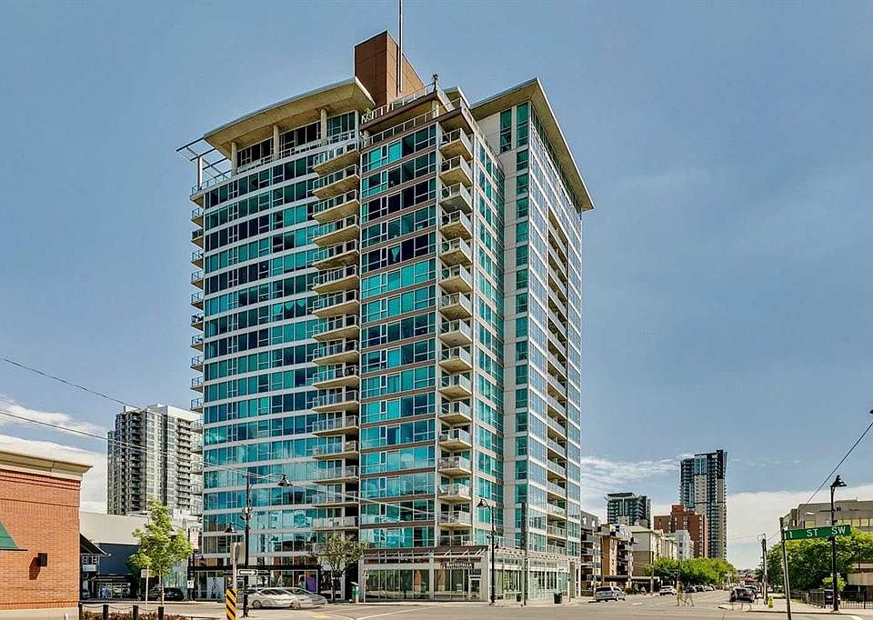 1st image of 188 SE 15th Ave SW #303