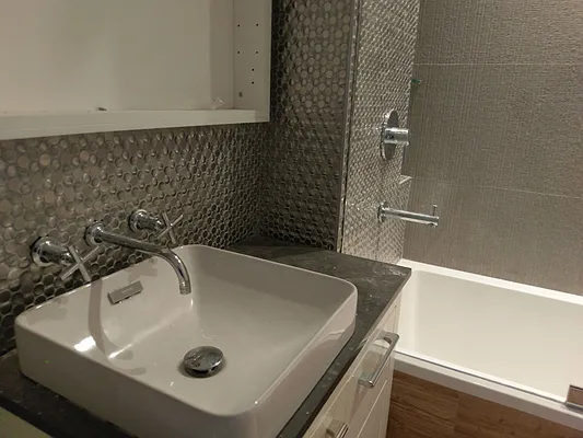 Rented by The KCI Group | media 153