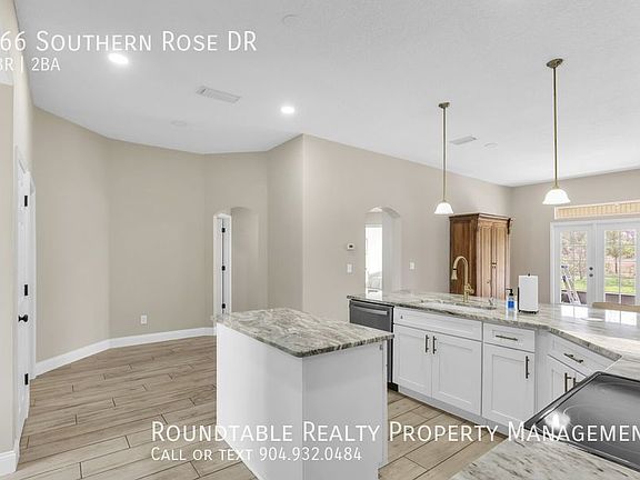 5th image of 266 Southern Rose Dr