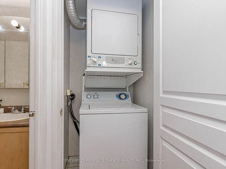 2565 Erin Centre Blvd #506 — Photo 21