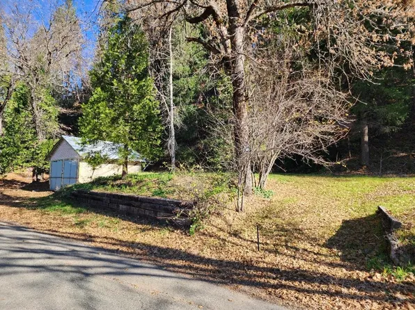 6272 Gillis St, Dunsmuir, CA 96025