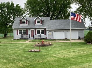 521 Elm St, Saint Libory, NE 68872