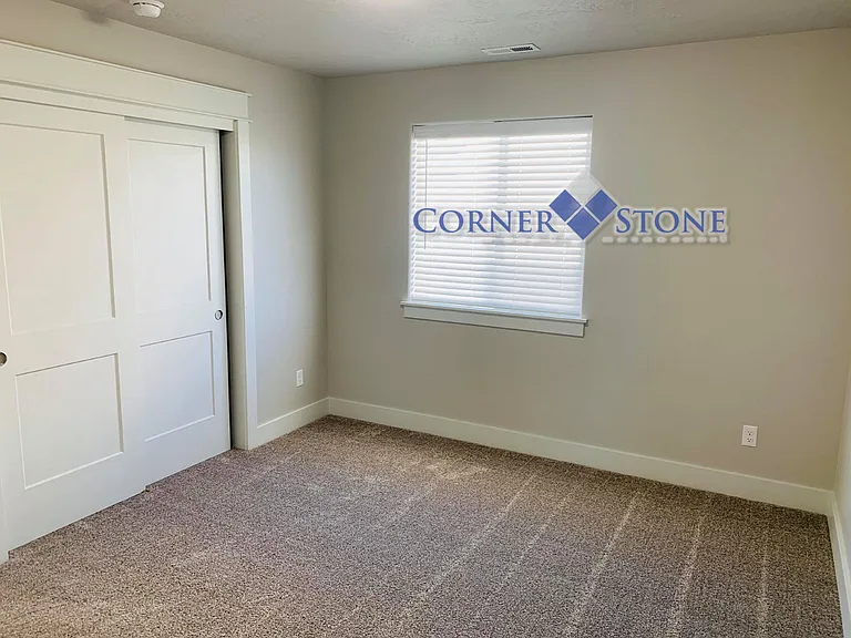 9609 W Dewitt St — Photo 16