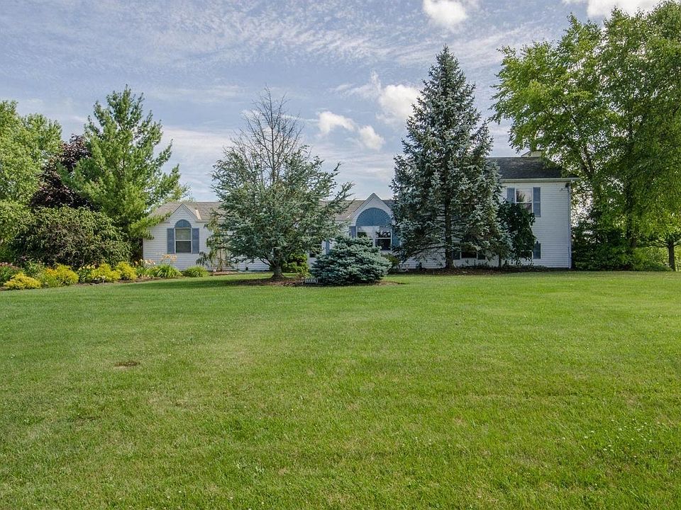1st image of 7237 California Ln