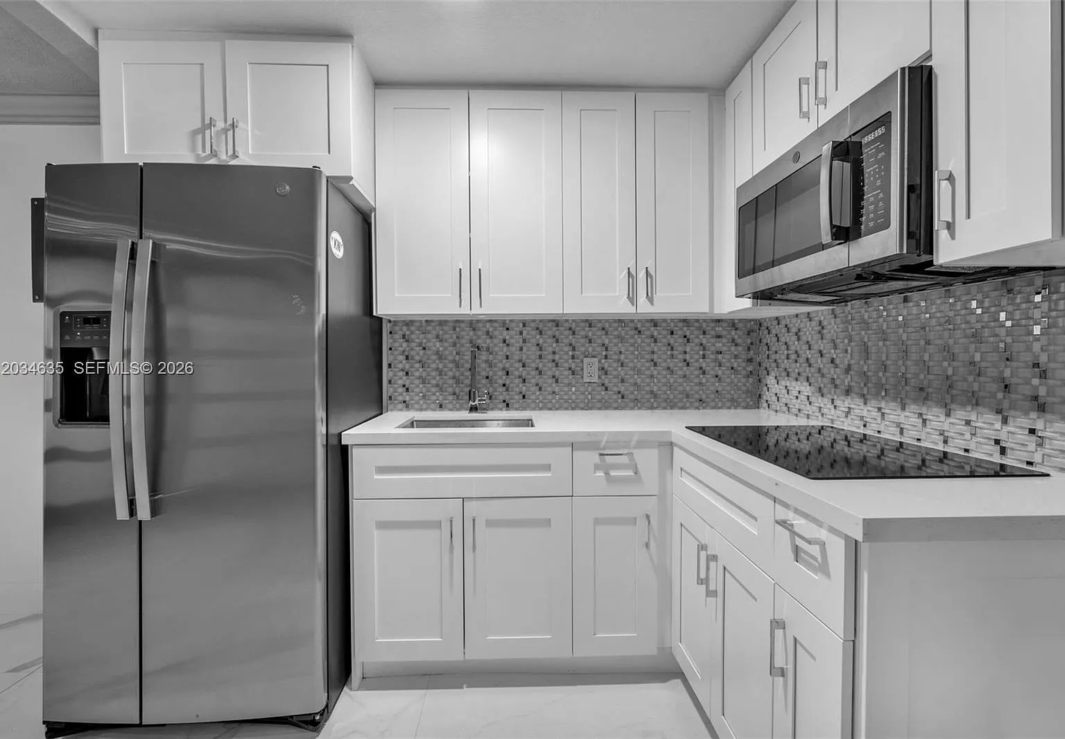 Virginia Pointe Condo — Photo 1