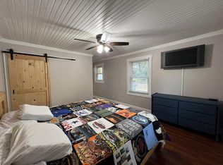 11 Meadowbrook Dr, Durham, NC 27712