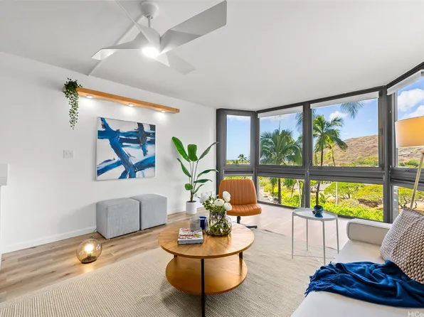 521 Hahaione St #2-6H, Honolulu, HI 96825