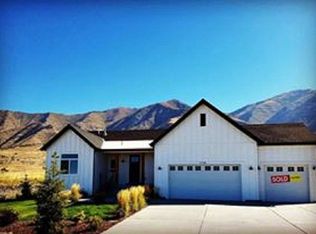 7734 N Cobblerock Rd, Lake Pt, UT 84074