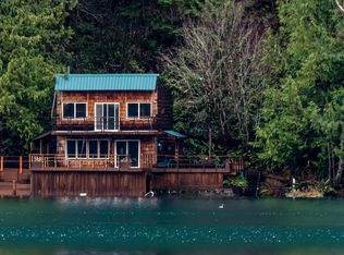 864 Camp David Jr Rd, Port Angeles, WA 98363