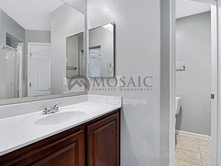 5626 S 21st Pl — Photo 9