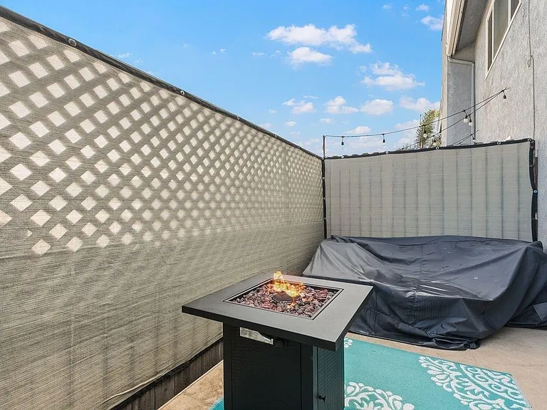 Private patio located near the livingroom.
