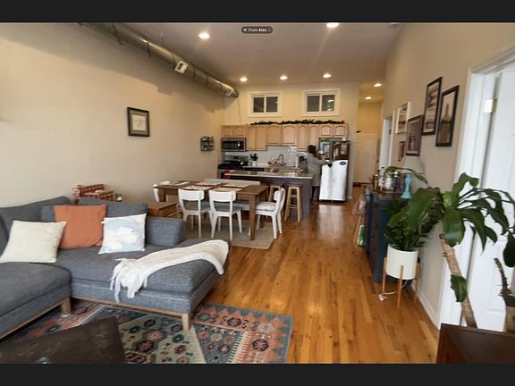 3rd image of 1302 N Milwaukee Ave APT 401