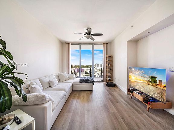 3rd image of 3470 E Coast Ave APT H1203