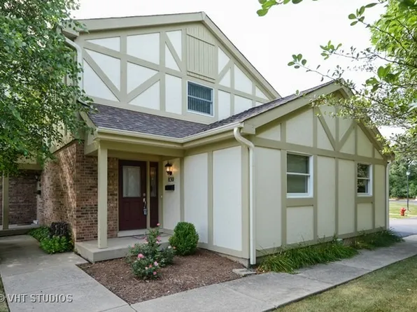 830 E Hillside Ave, Barrington, IL 60010