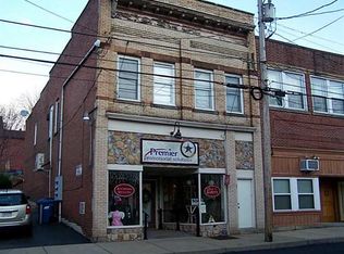 55 Race St, Manor, PA 15665