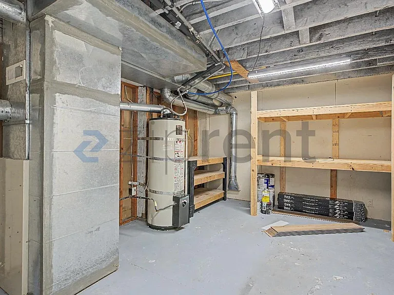 226 NE 157th Ave — Photo 16