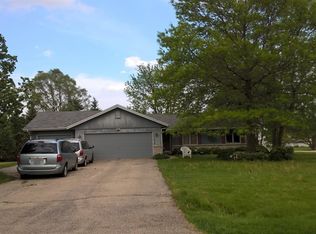 9585 Ruth Ct, Belvidere, IL 61008