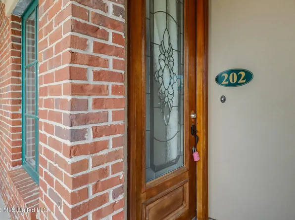 2556 Marcia Ct #202, Biloxi, MS 39531