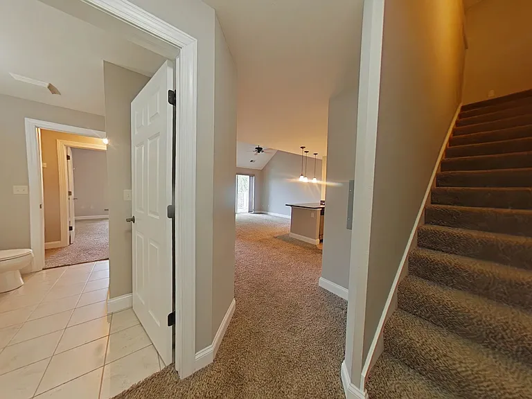 Delafield Lakes Apartments — Photo 54