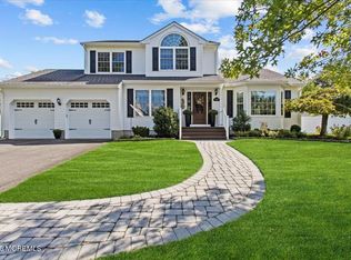 1153 Aster Dr, Toms River, NJ 08753