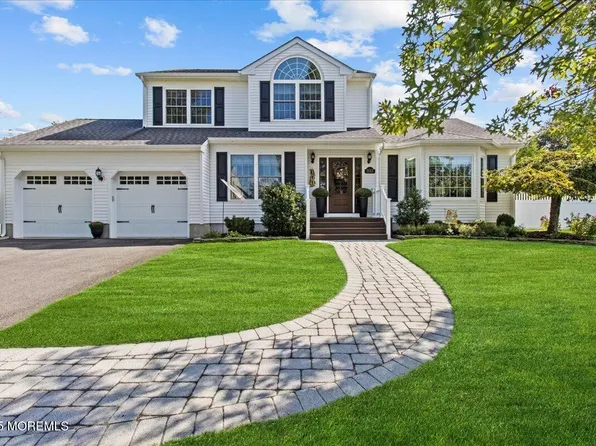 1153 Aster Drive, Toms River, NJ 08753
