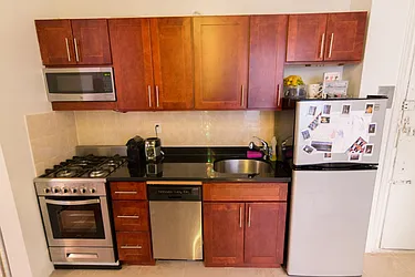 Rented by Nolita Group